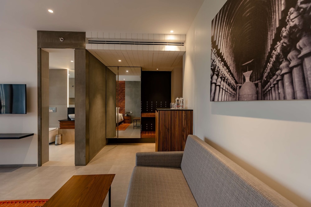 Radisson Resort and Spa Lonavala 22/76