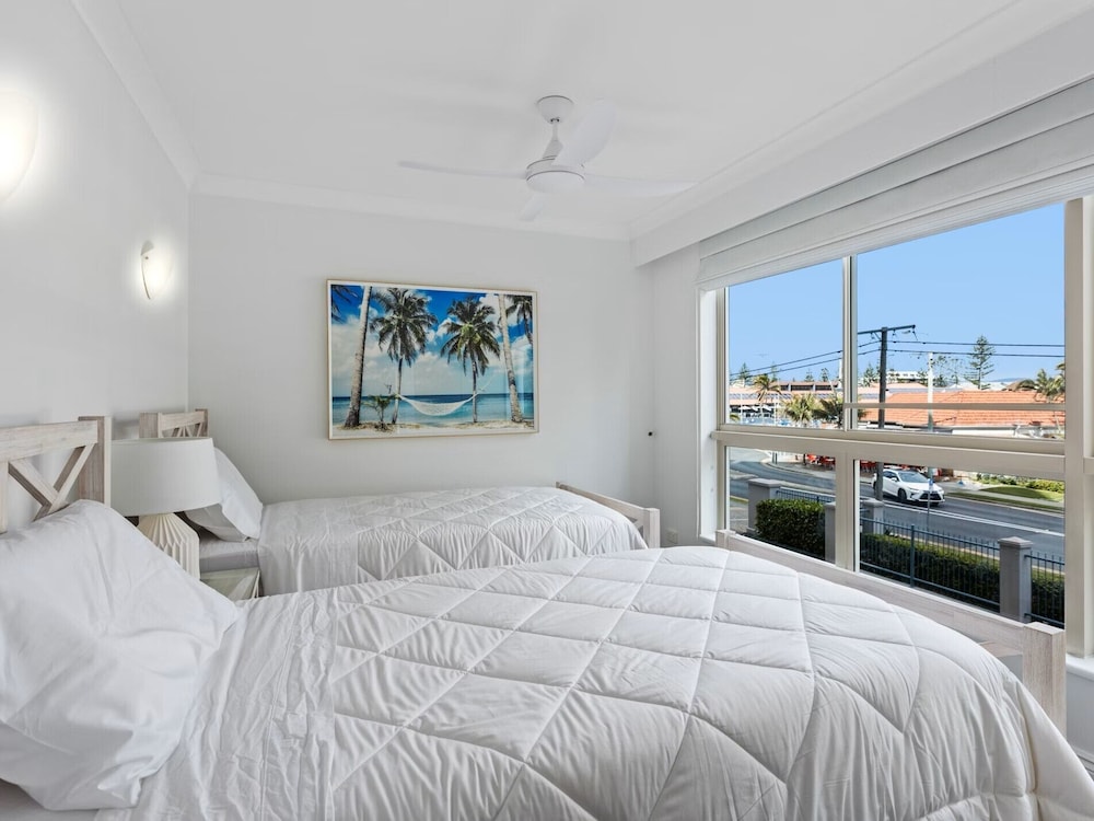 2 BEDROOMS, APARTMENT, PARTIAL OCEAN VIEW