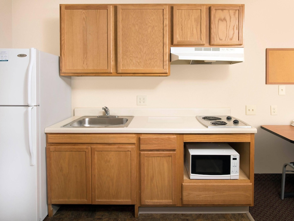 WoodSpring Suites Merrillville 9/41