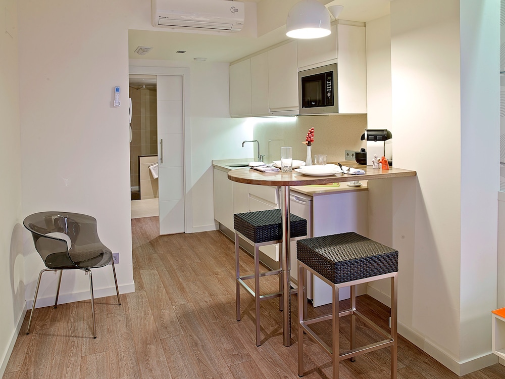 Apartments Hostemplo Suites 33/50