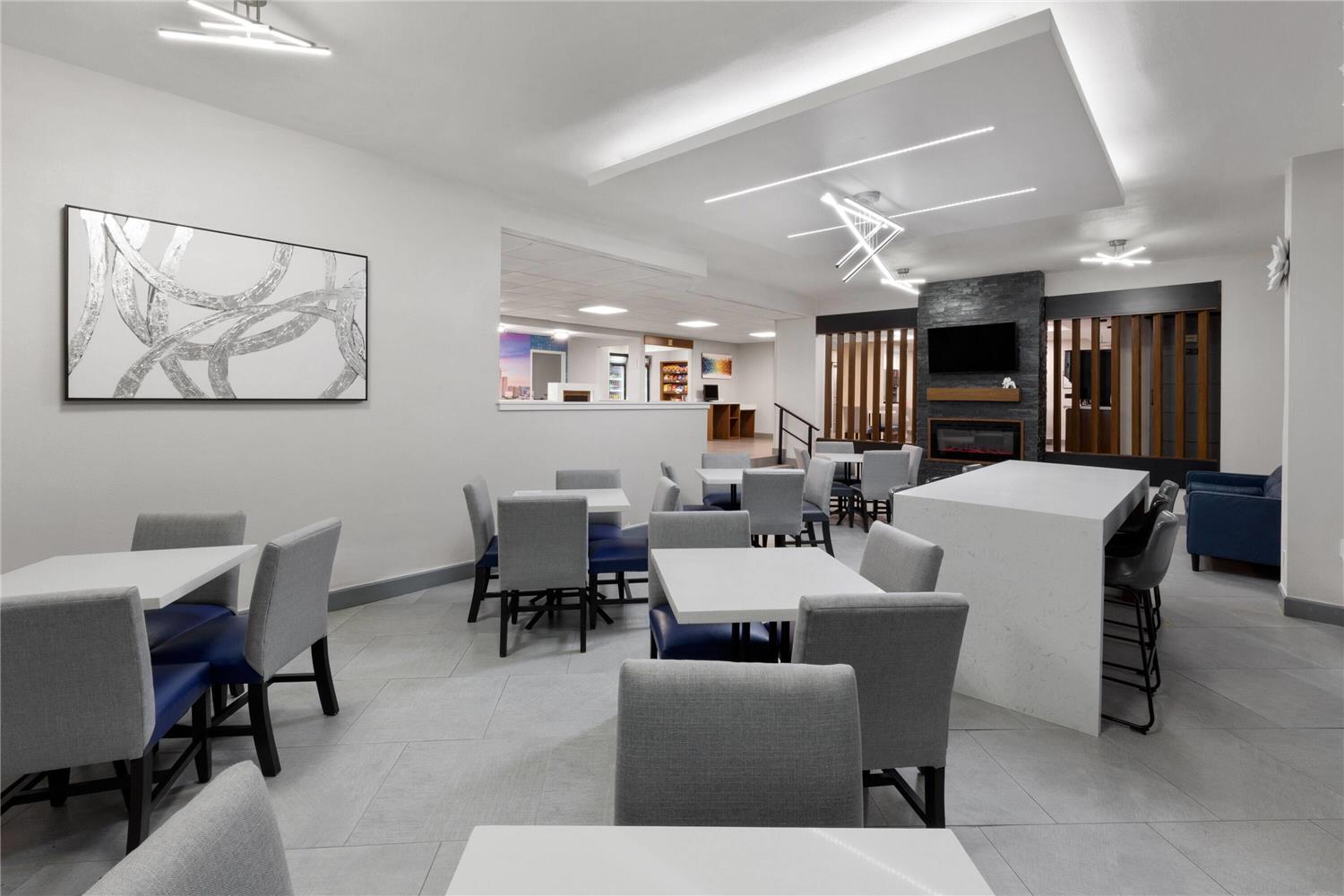 La Quinta Inn & Suites by Wyndham Houston Stafford Sugarland 9/17