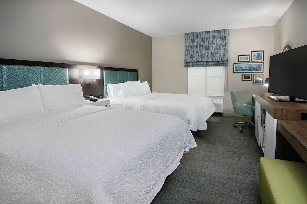 Hampton Inn Suites Portland Corpus Christi 11/45