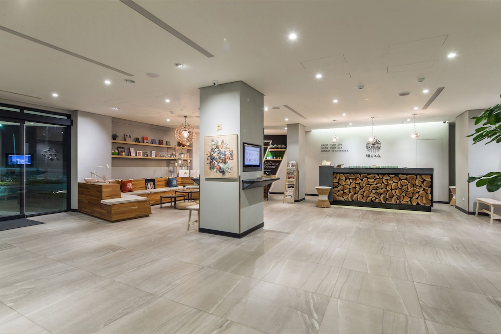 Sun Dialogue Hotel by Cosmos Creation 8/50