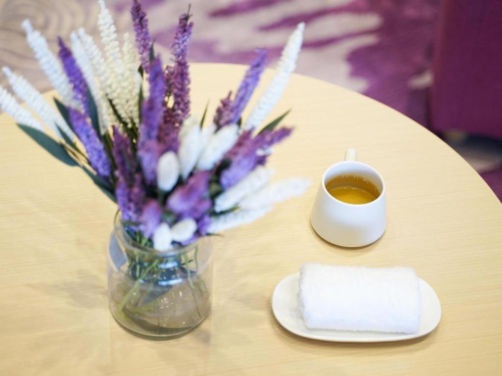 Lavande Hotel (Wuhan Jiqing Street) 50/53