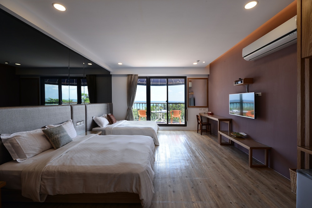 Kenting Coast Resort 25/70