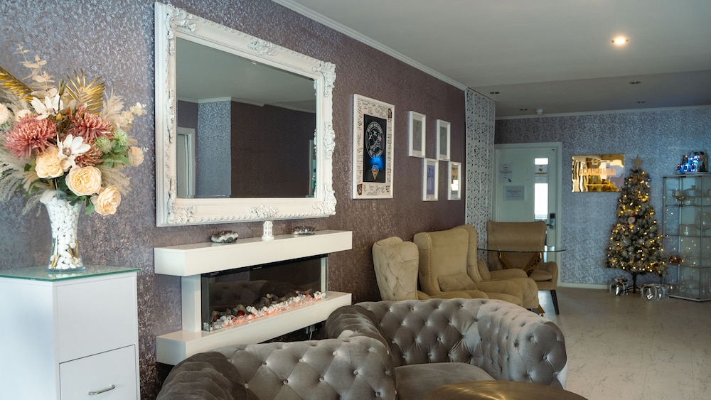 OYO Newquay Beach Hotel 29/50