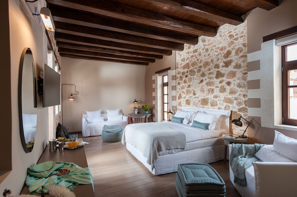 Serenissima Boutique Hotel 13/71