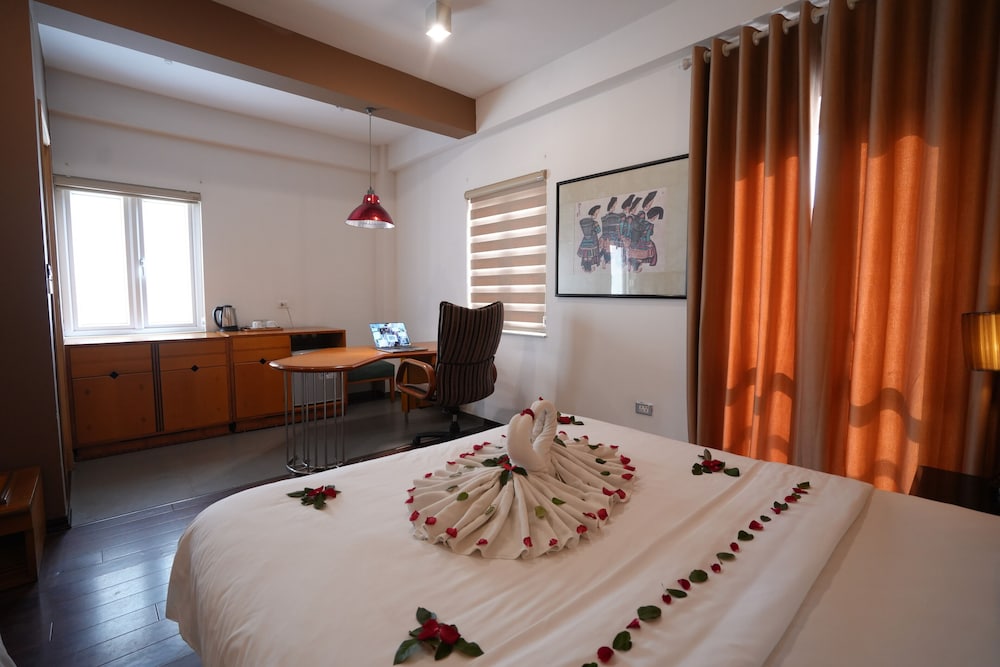 Golden Sun Villa Hotel 29/73