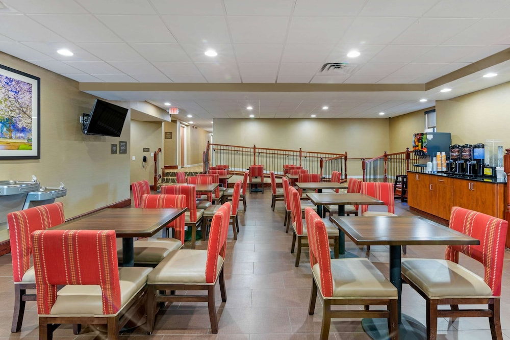 Comfort Inn & Suites Macon West 30/41