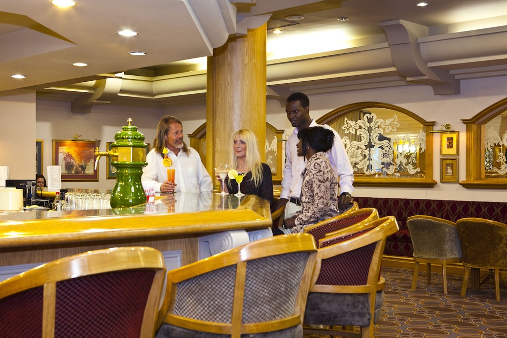 Movenpick Hotel Windhoek 10/70