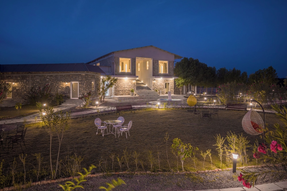 Justa Luxe Highpoint Jawai 1/60