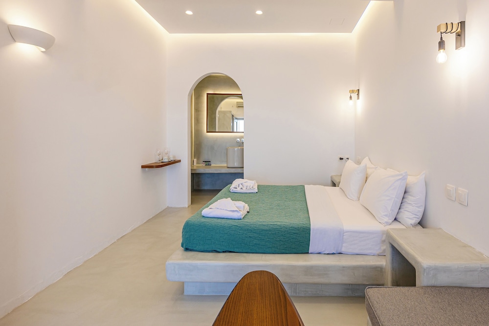 ILIOPERATO TRADITIONAL APARTMENTS 19/50