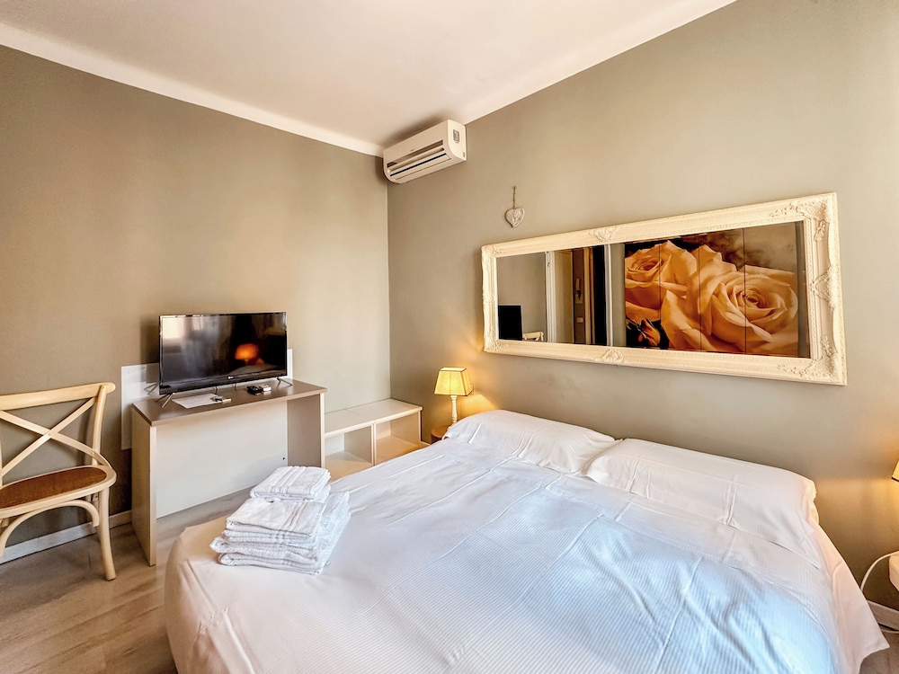 Alba Hotel 9/50