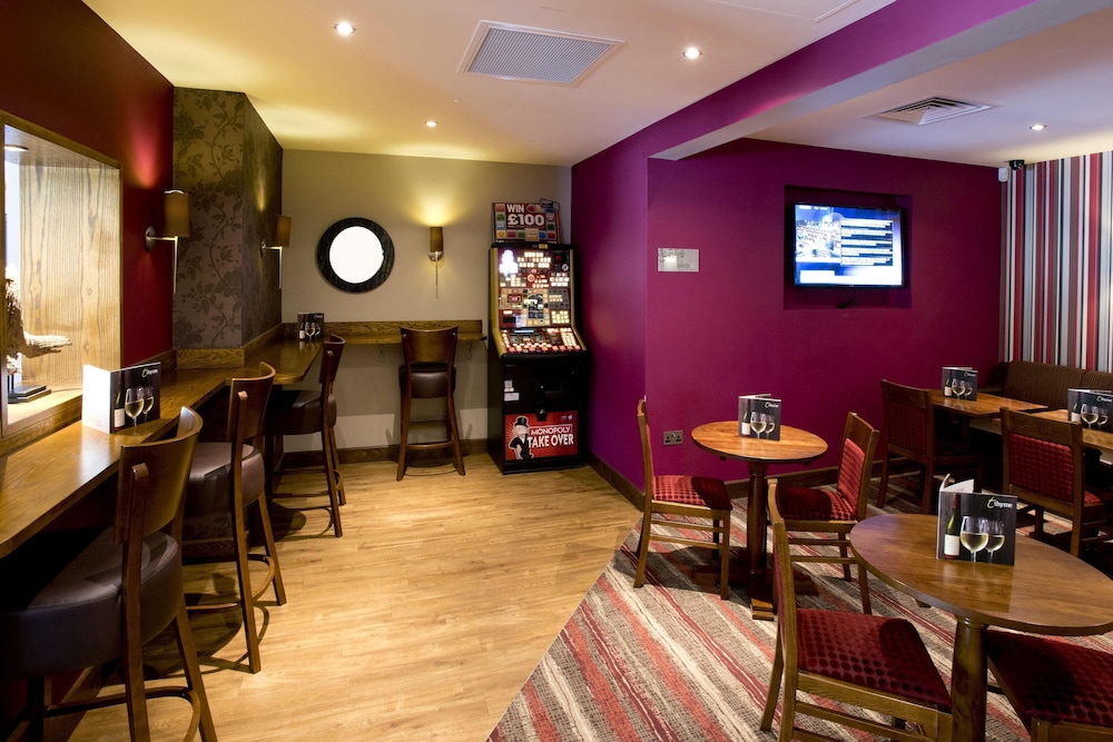 Premier Inn Aberdeen Airport (Dyce) 37/53