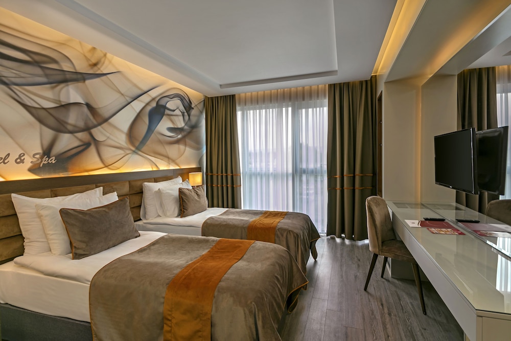B Business Hotel & Spa 26/53