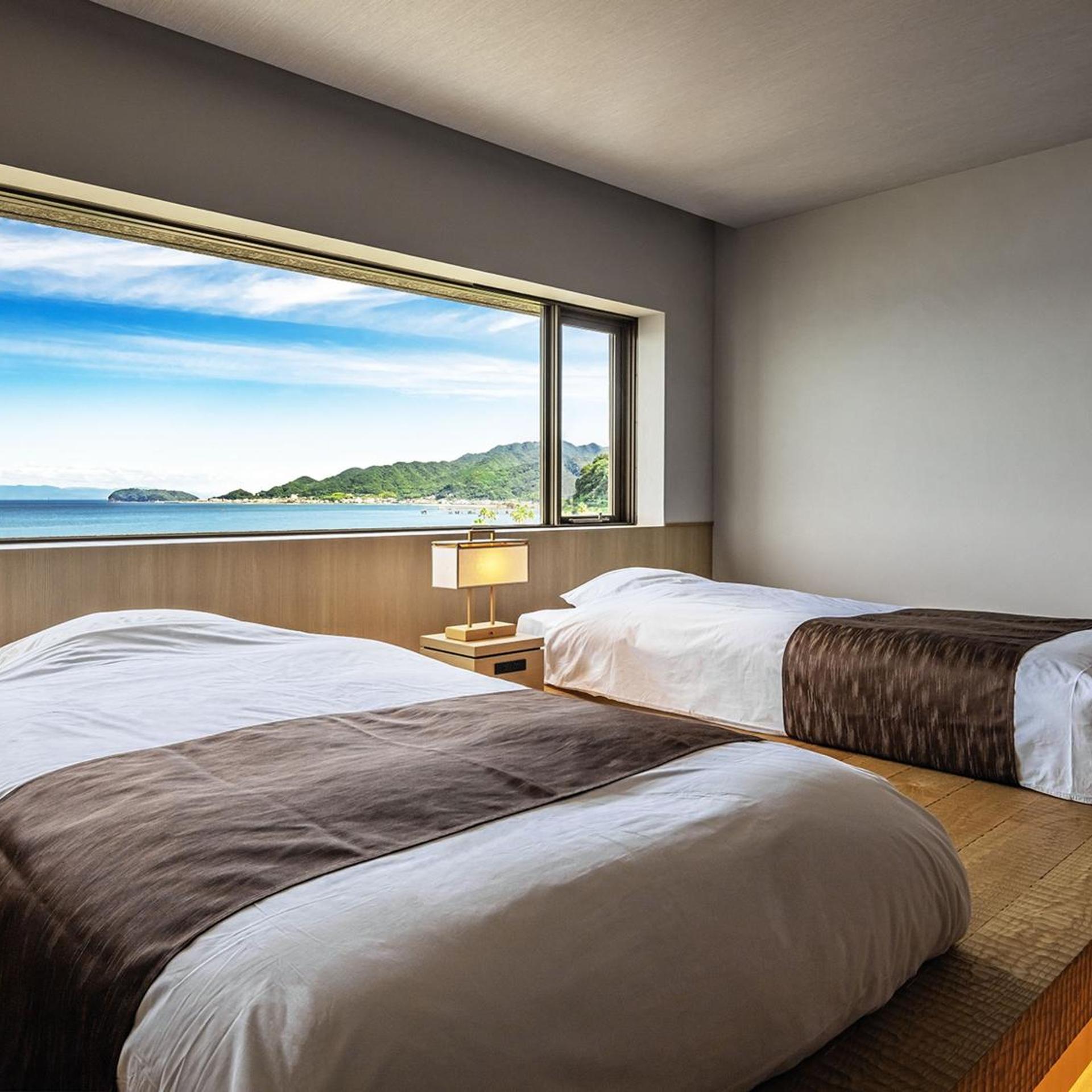 Deluxe, Twin Beds