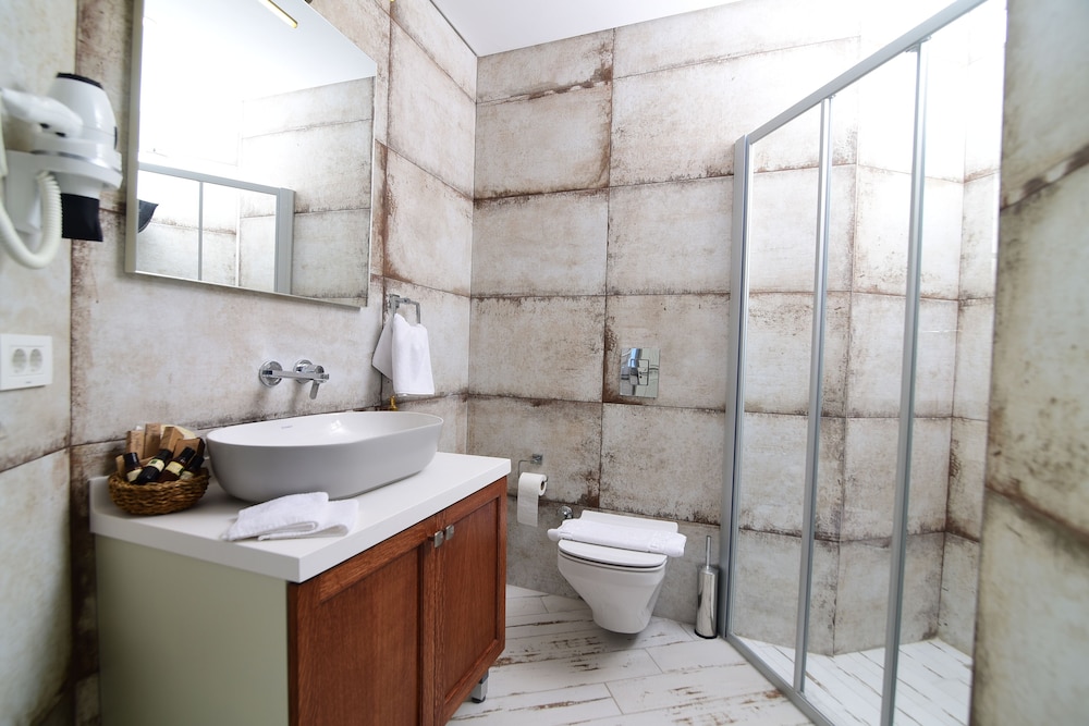 Rhodium Hotel Alacati 45/48