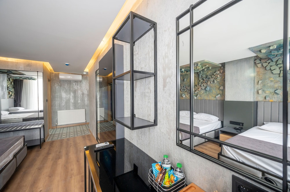 Continental Airport Hotel 49/49