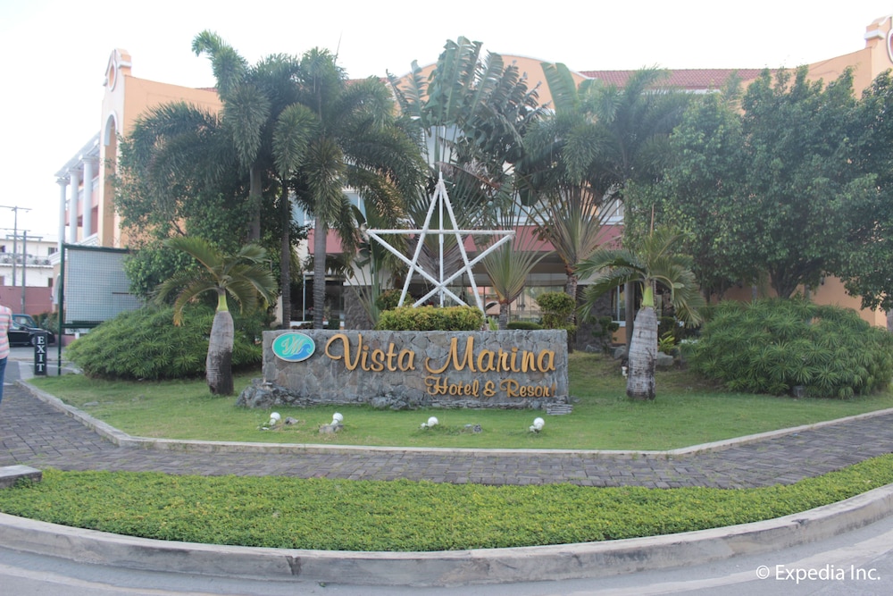 Vista Marina Hotel And Resort 48/52