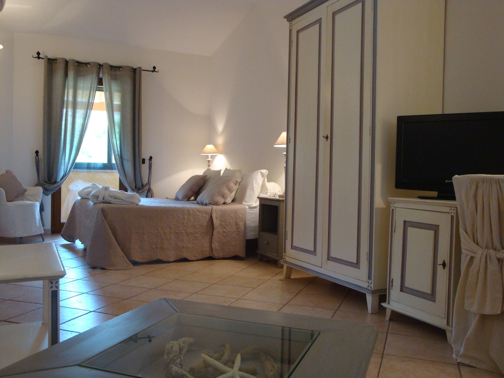 Hotel Relais Fenicottero Rosa 42/58