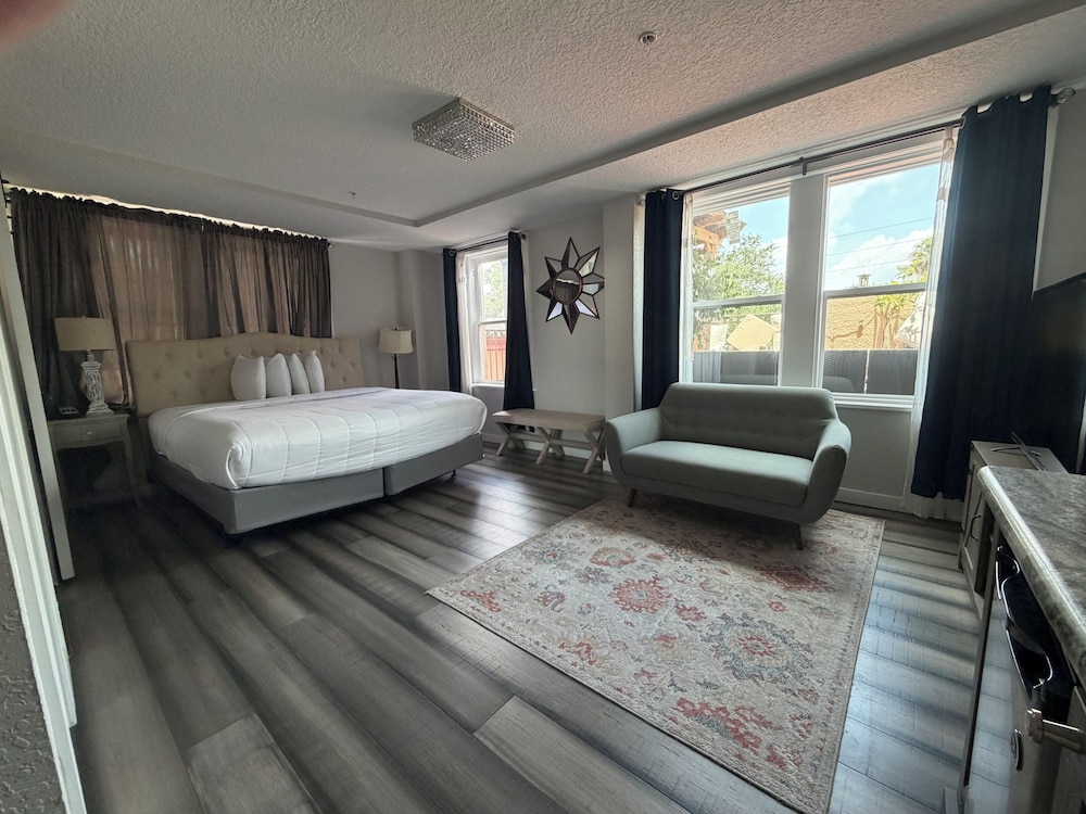 Artisan Downtown 40/80