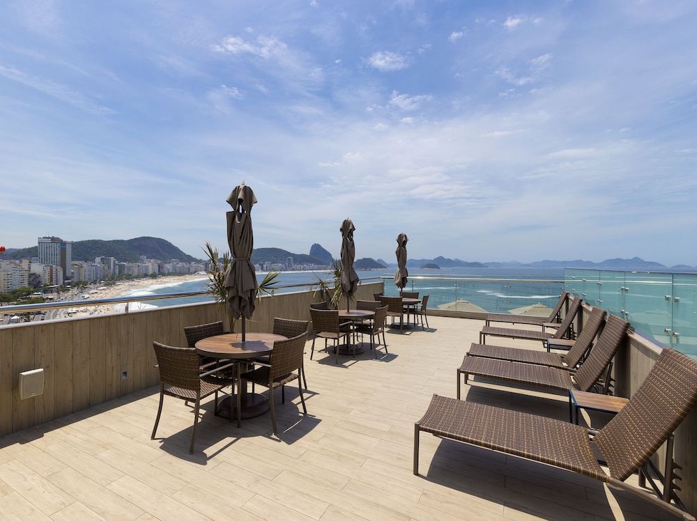 Orla Copacabana Hotel 48/53