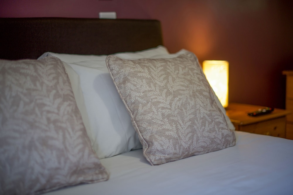 Oyo Loch Ness Drumnadrochit Hotel 19/50