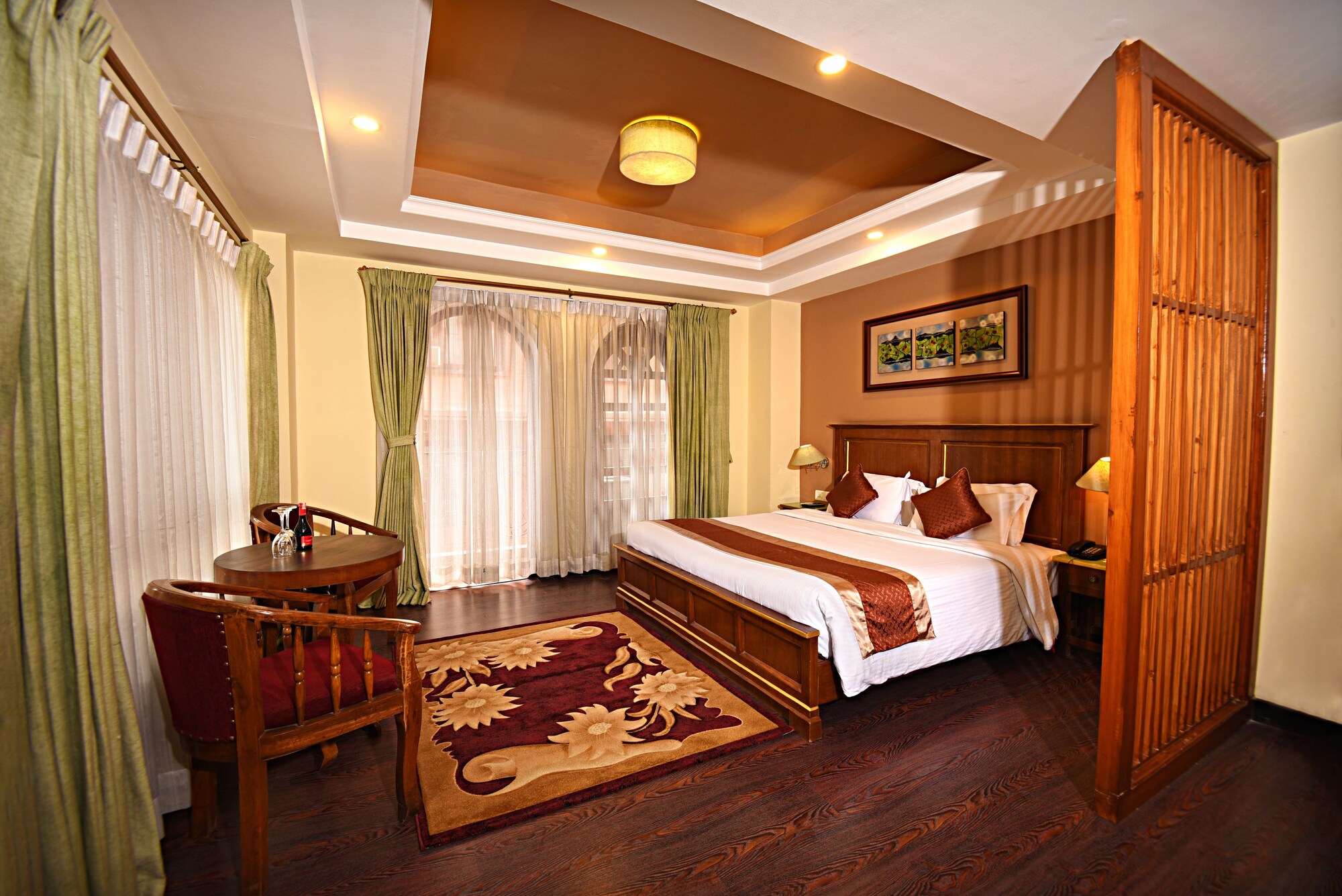 Suite, Balcony