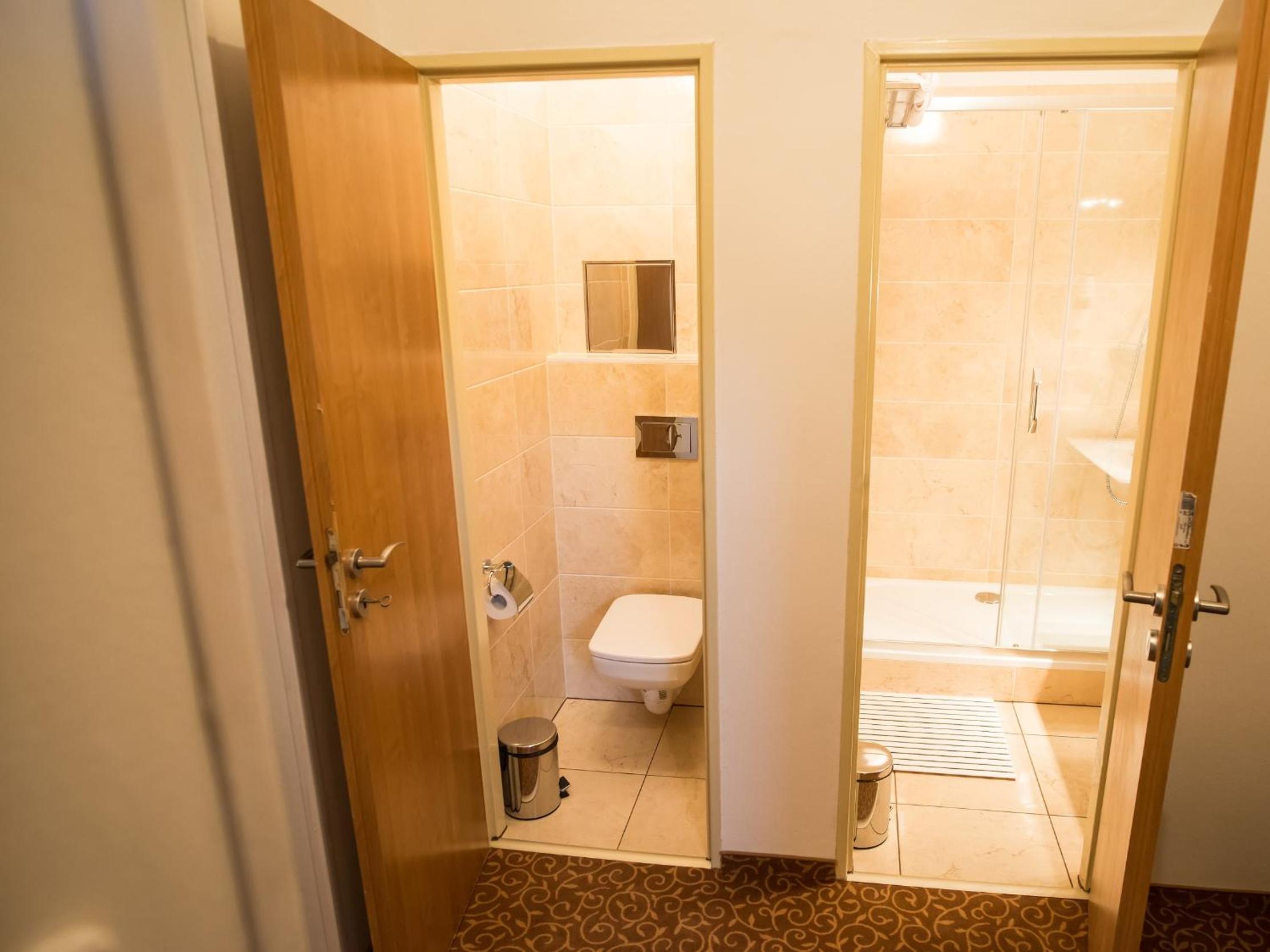 غرفة سوبيريور بسرير كينج، Hotel City Bell 7/9