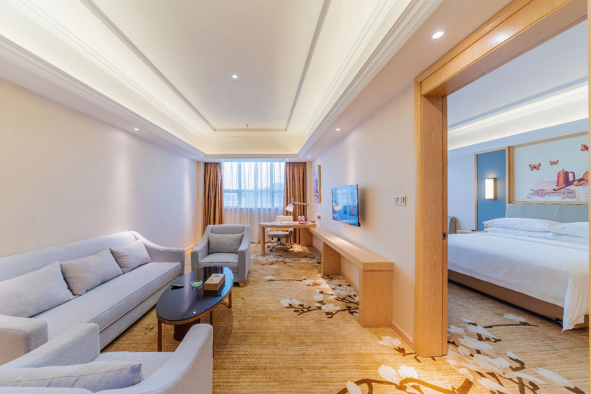 Vienna Hotel (Guangdong Dongguan East Railway Station) 43/62