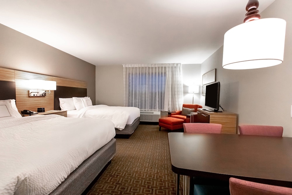 Towneplace Suites By Marriott Louisville Airport 12/37