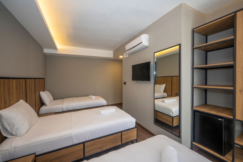 Corlu Dem Hotel 12/50