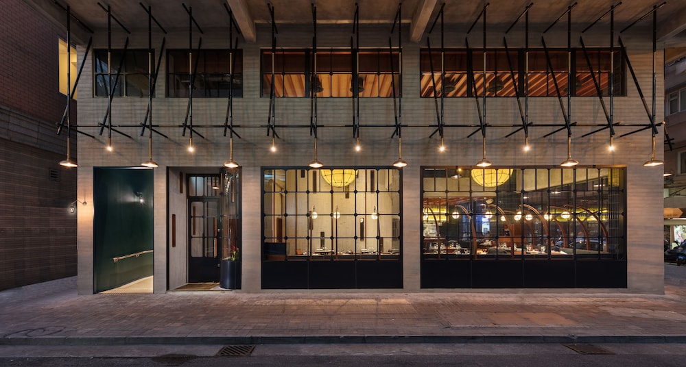 The Fleming Hong Kong 4/48