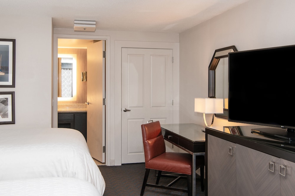 Sheraton Minneapolis West Hotel 20/61