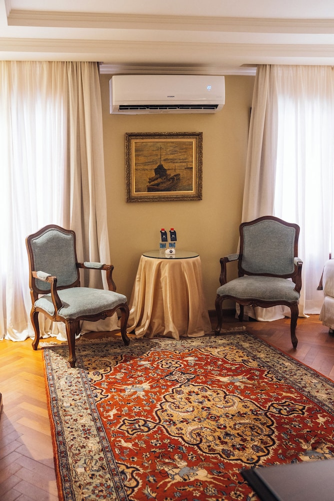 Nino Hotel Boutique 40/50
