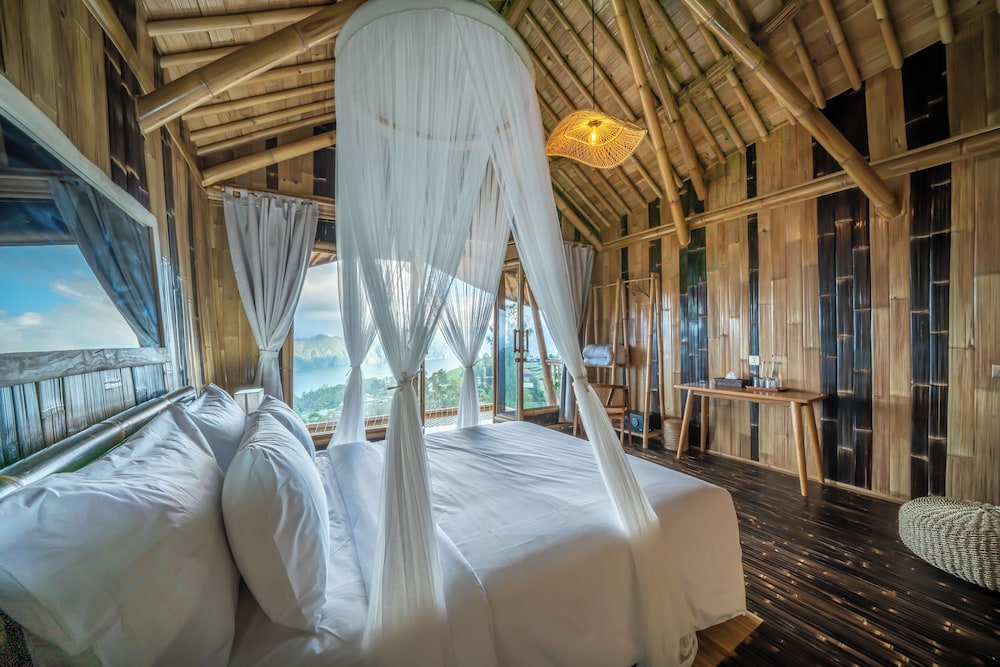The Dewi Eco Bamboo Villa 17/58