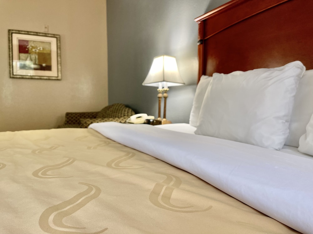 FairBridge Inn & Suites Cleburne 29/62