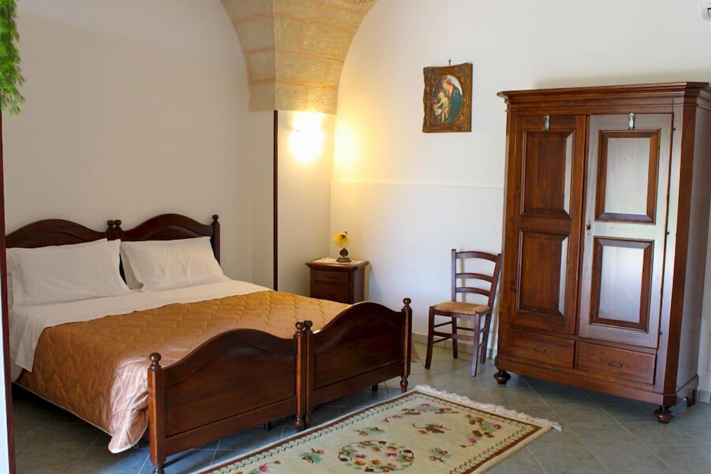 Villa Papaleo 6/50