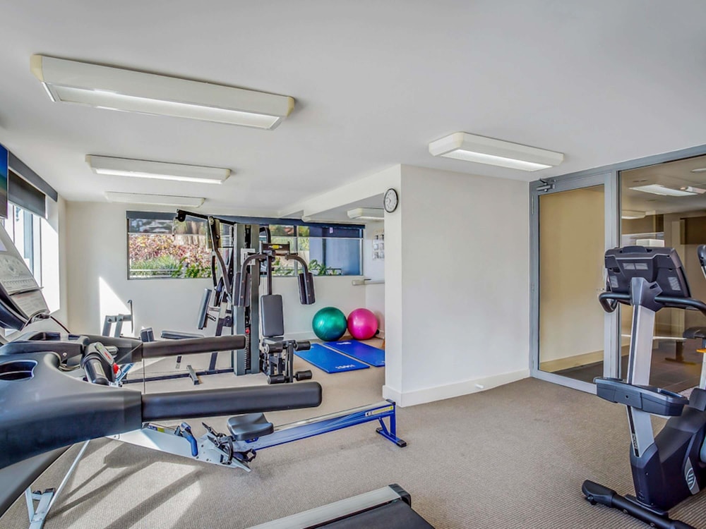 Mantra Broadbeach on the Park 40/70
