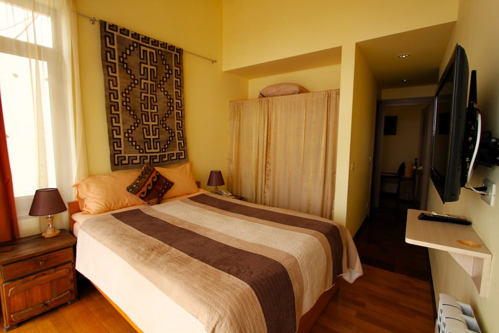 Silk Road Hotel 12/49