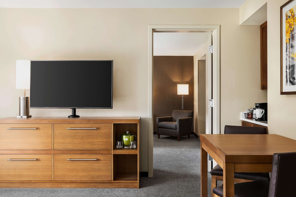 Hyatt Place Keystone 9/50