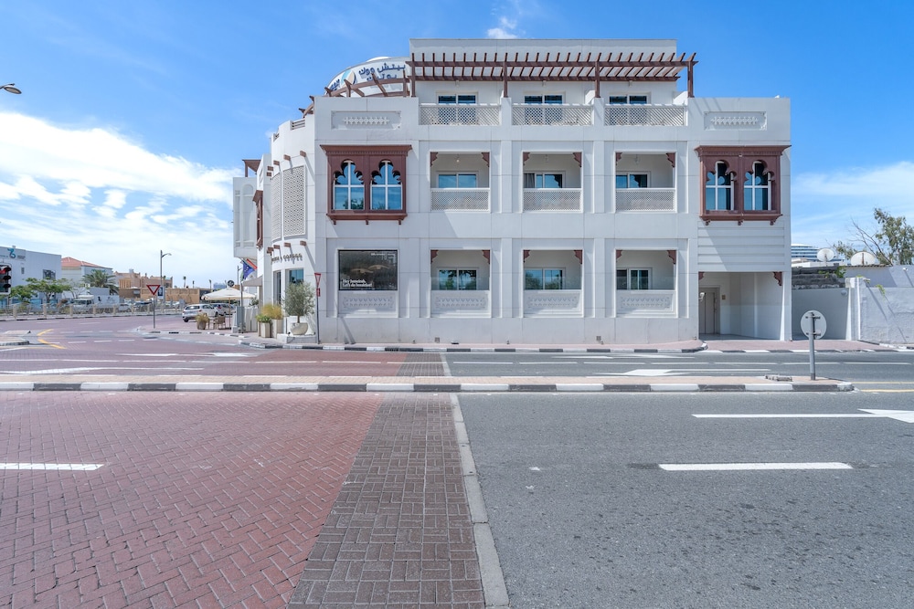 Beach Walk Boutique in DUBAI