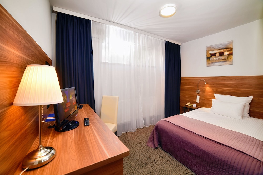 President Hotel 22/63