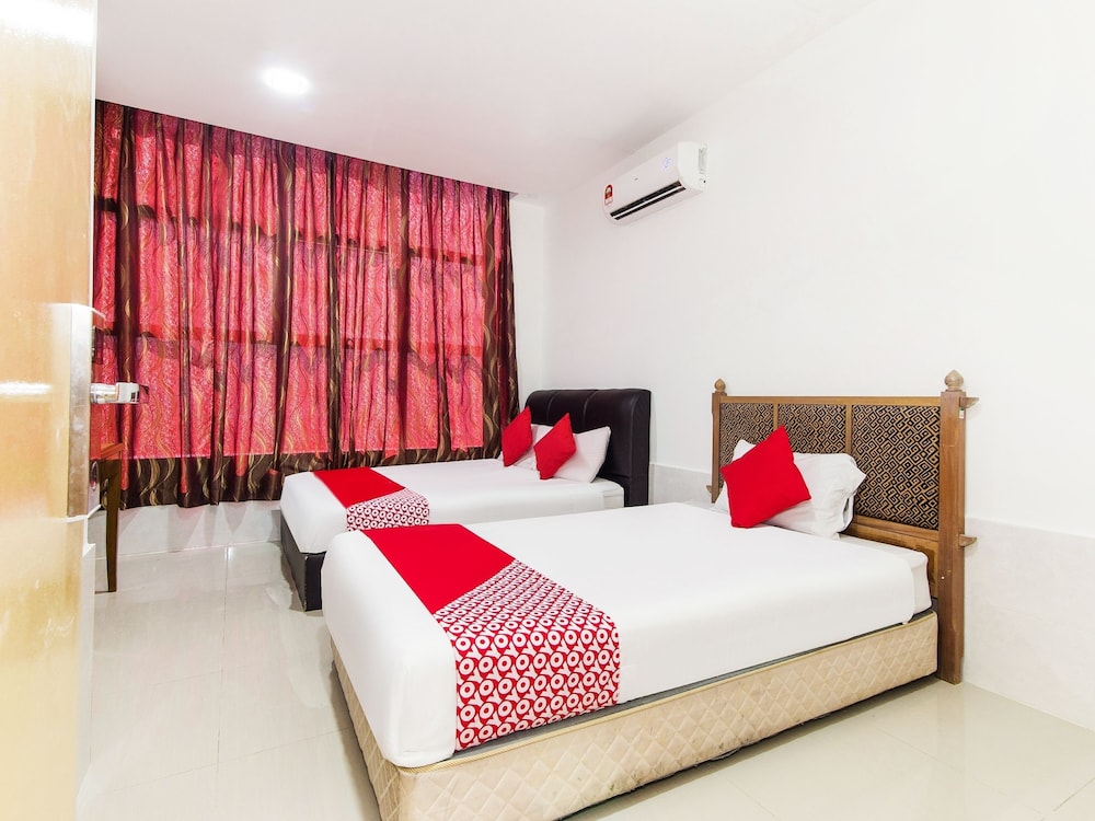 Super OYO 414 Adiff Palace Hotel 17/34