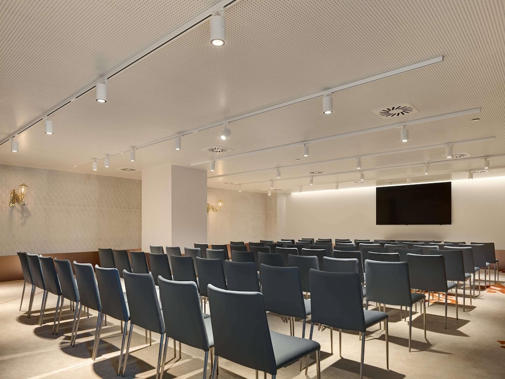 SLS Barcelona Hotel 52/60