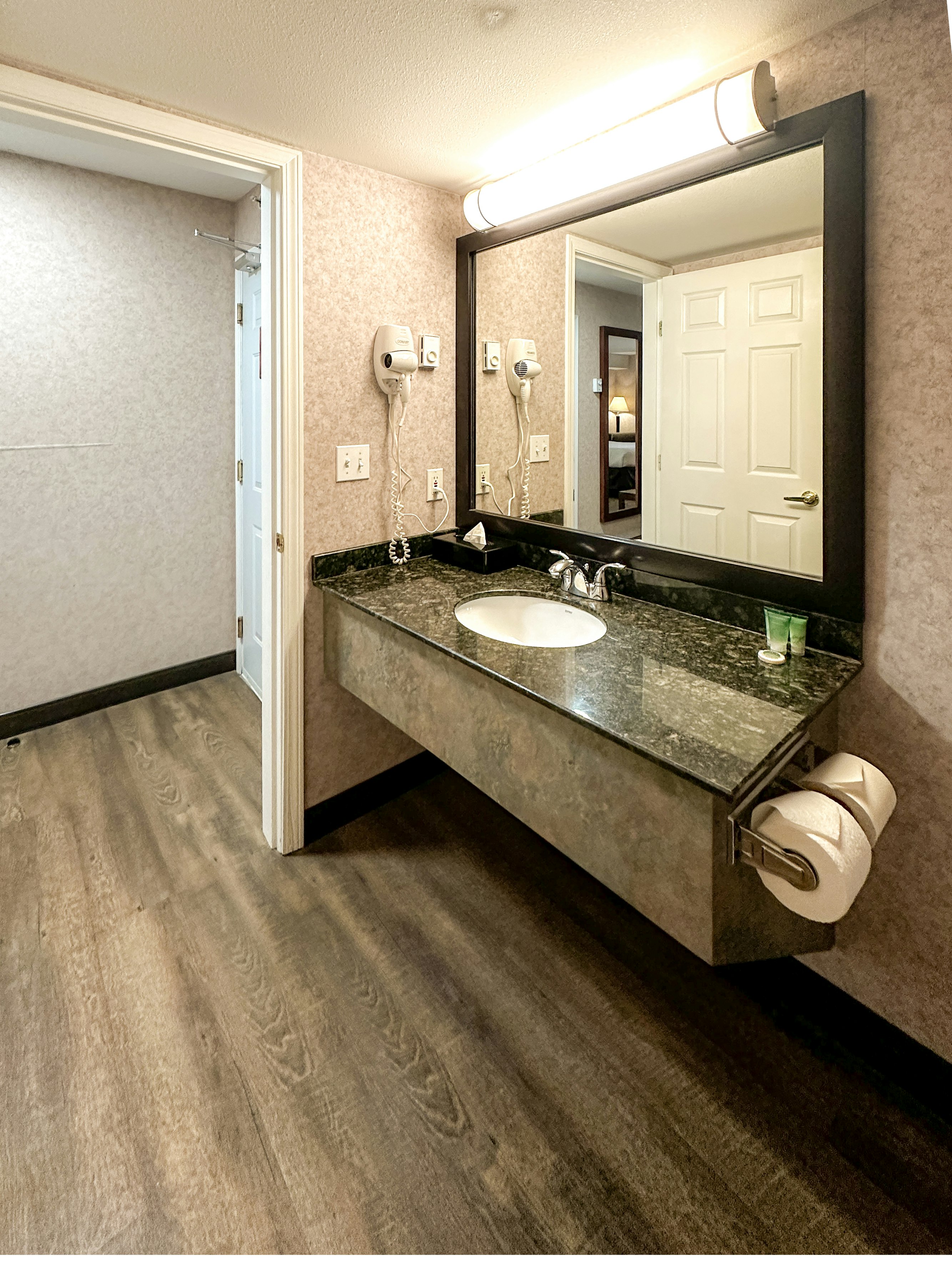 Prestige Aberdeen Lodge Kamloops 25/54