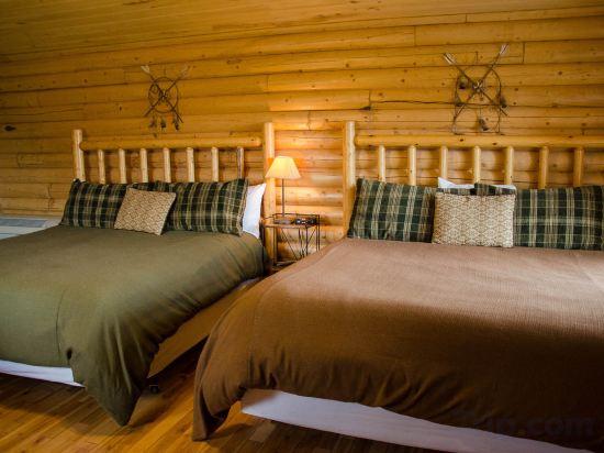 2 Bedrooms, Reserve, Cabin