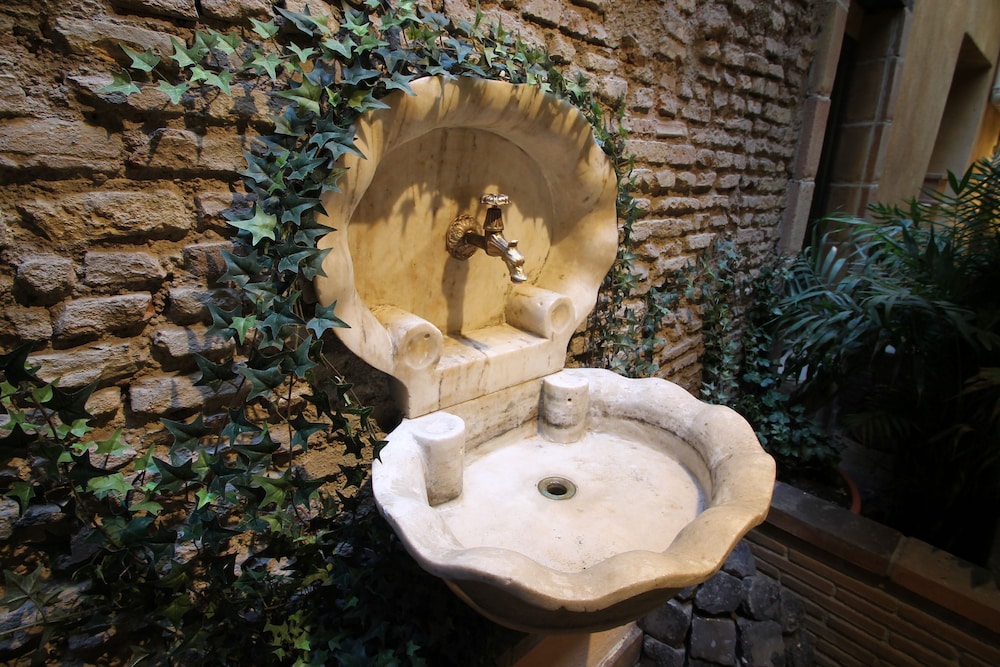 Hotel Residenza San Calisto 37/61