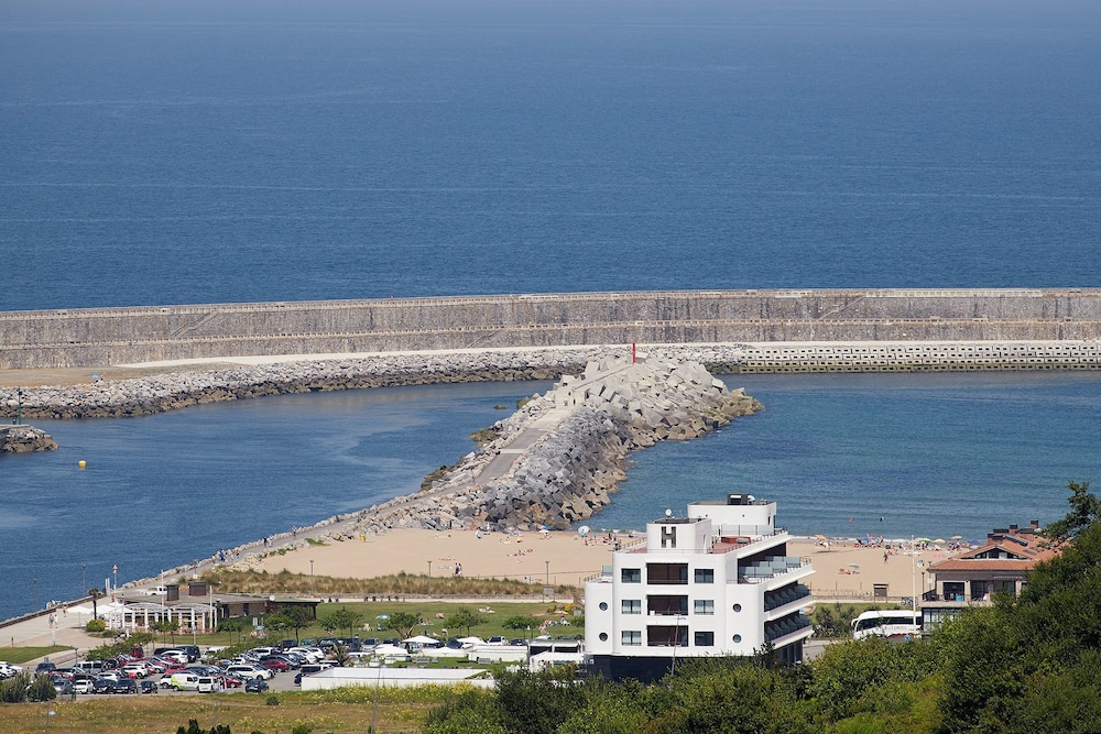 Hotel Villa Antilla 66/71