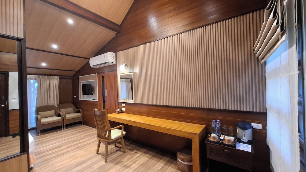 Phi Phi Natural Resort 35/74